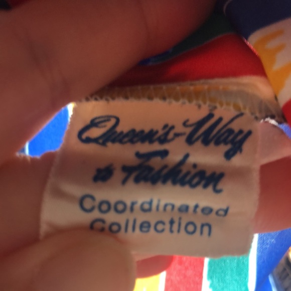 Vintage 90s shirt! Amazing design - Picture 4 of 9